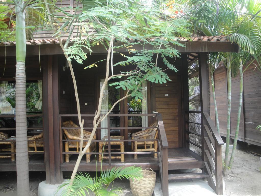 Oceane Paradise Bungalow Gili Trawangan Luaran gambar
