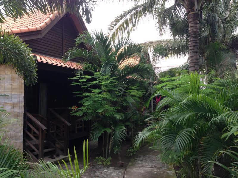 Oceane Paradise Bungalow Gili Trawangan Luaran gambar