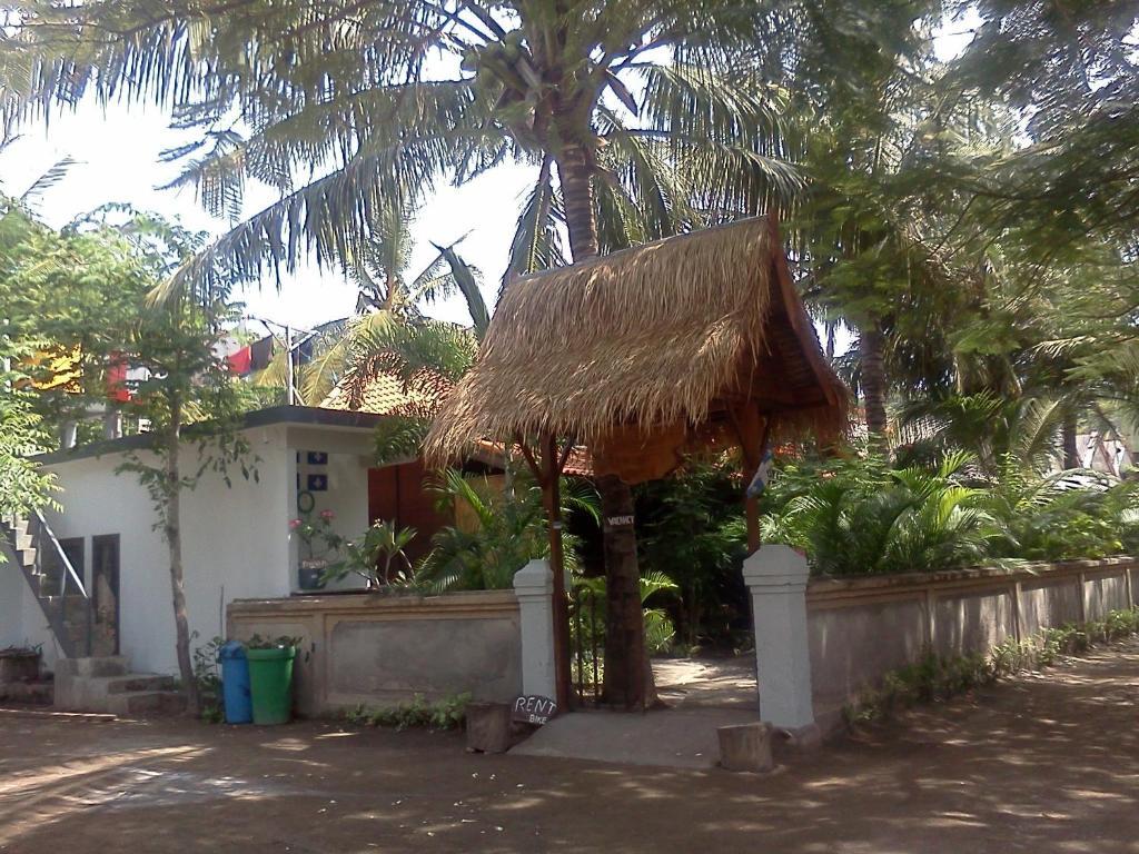 Oceane Paradise Bungalow Gili Trawangan Bilik gambar